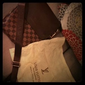 Louis Vuitton purse